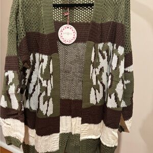 UMGEE #4 - NWT Women's Olive, brown, and Cream Cardigan (bin A)